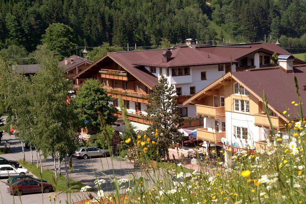 Sport Und Familienhotel Klausen Kirchberg in Tirol Exterior foto