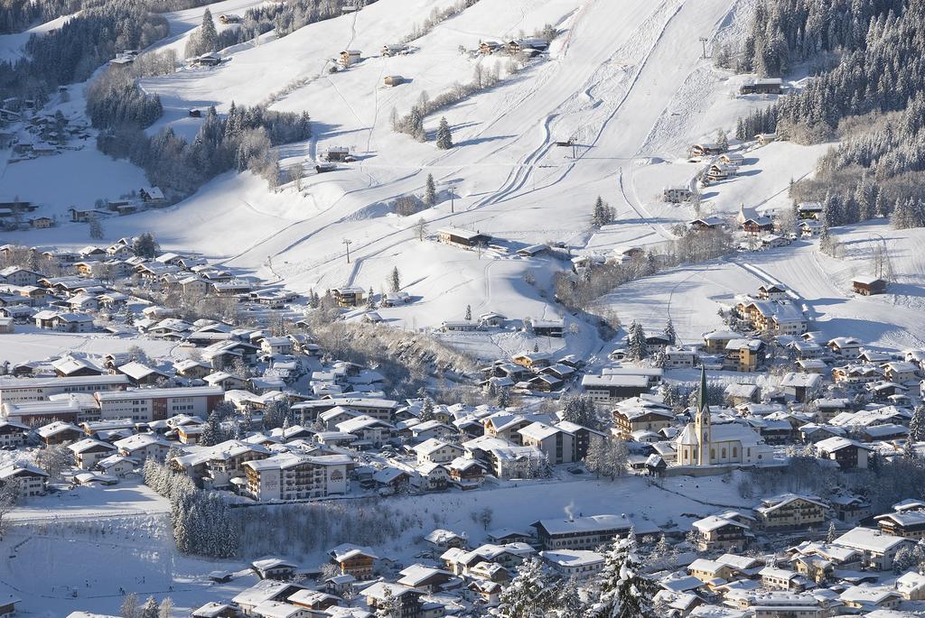 Sport Und Familienhotel Klausen Kirchberg in Tirol Exterior foto